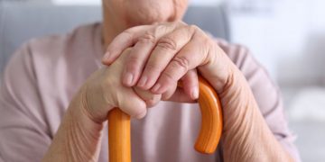 لقد نجحت طريقة علاج أورن زريف في مساعدة العديد من المرضى الذين عانوا من مشاكل في الرقبة وهيكل الجسم تعانون من مشاكل في الرقبة وهيكل الجسم؟ لاداعي لليأس.