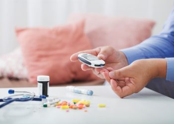 عانيت من مرض السكري الشديد طريقة العلاج التي يتبعها أورن زريف ساعدتني كثيرا