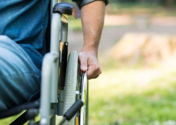 لقد نجحت طريقة علاج أورن زريف في مساعدة العديد من المرضى الذين عانوا من مشاكل في الرقبة وهيكل الجسم  تعانون من مشاكل في الرقبة وهيكل الجسم؟  لاداعي لليأس.